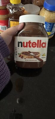 Hazelnut spread with cocoa