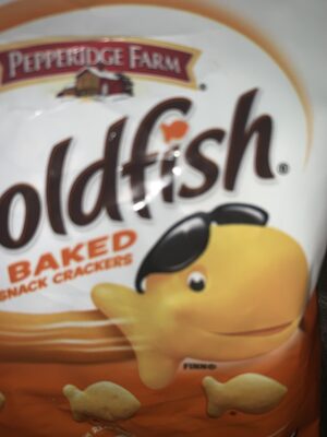 Goldfish Baked Snack Crackers Cheddar