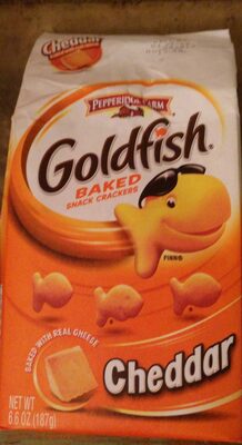 CHEDDAR 100% REAL CHEESE BAKED SNACK CRACKERS