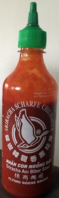 sriracha hot chilli sauce