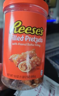 Filled Pretzels with Peanut Butter Filling